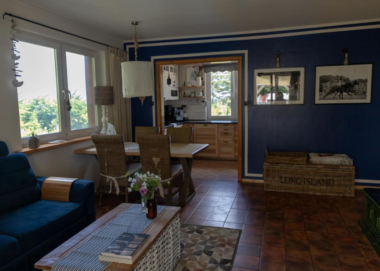 Cottage On The Hill Kielno ภายนอก รูปภาพ